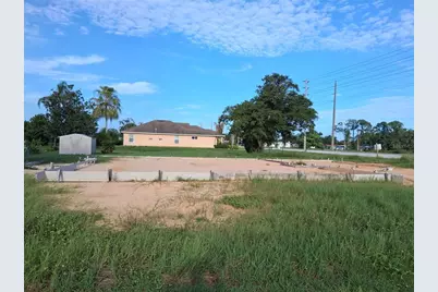3709 Sebring Parkway, Sebring, FL 33870 - Photo 2