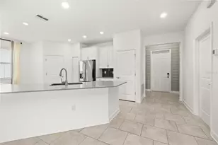 195 Preston Ave, Davenport, FL 33837 - Photo 6