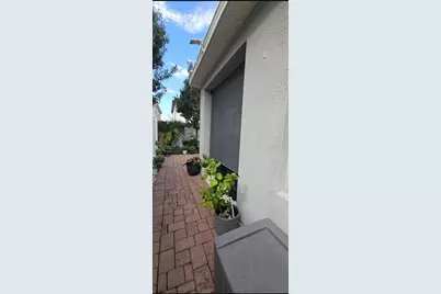 2819 Priego Boulevard, Kissimmee, FL 34744 - Photo 46