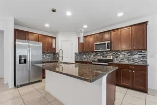 836 Cambridge Dr, Winter Haven, FL 33881 - Photo 8