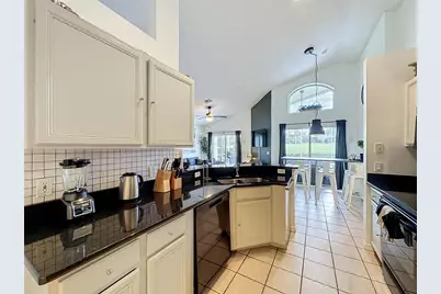 1523 Gulf Vue Dr, Haines City, FL 33844 - Photo 18