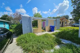 723 W 14th St, Lakeland, FL 33805 - Photo 2