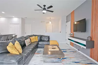 940 Las Fuentes Drive, Kissimmee, FL 34746 - Photo 32