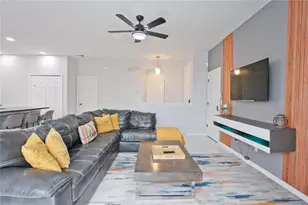 940 Las Fuentes Dr, Kissimmee, FL 34746 - Photo 32