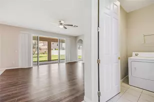 2887 Sweetspire Cir, Kissimmee, FL 34746 - Photo 18
