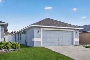 2421 Ruddenstone Way, Kissimmee, FL 34744 - Photo 2