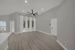 4432 Deer Trail Blvd, Sarasota, FL 34238 - Photo 6