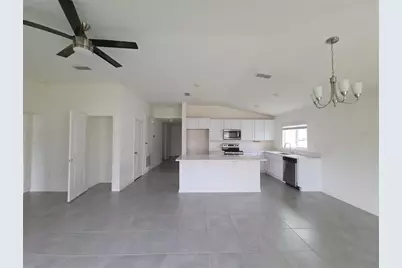2894 Mosshire Circle, Saint Cloud, FL 34772 - Photo 10