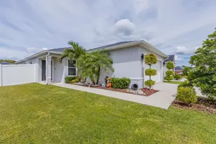 4744 Glencrest Loop, Saint Cloud, FL 34772 - Photo 2