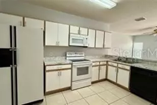 526 Maricopa Dr, Kissimmee, FL 34758 - Photo 2