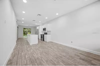 4436 Summer Flowers Place, Kissimmee, FL 34746 - Photo 4