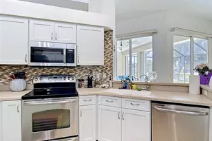 1216 Whitney Dr, Venice, FL 34292 - Photo 12