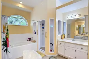 1216 Whitney Dr, Venice, FL 34292 - Photo 22