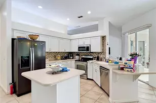 1216 Whitney Dr, Venice, FL 34292 - Photo 10