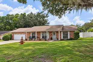 5838 Gibson Shores Dr, Lakeland, FL 33809 - Photo 2
