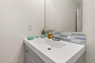 5315 Paradise Cay Cir, Kissimmee, FL 34746 - Photo 24