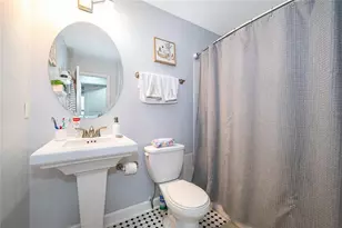 2019 Dixie Belle Dr, Orlando, FL 32812 - Photo 18