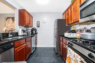 2019 Dixie Belle Dr, Orlando, FL 32812 - Photo 16