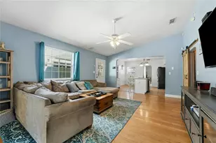 2316 Musselwhite Ave, Orlando, FL 32804 - Photo 6