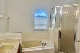 327 Alegriano Ct, Kissimmee, FL 34758 - Photo 14