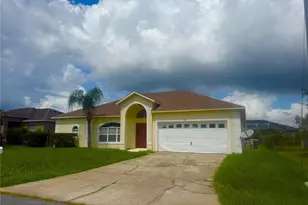 327 Alegriano Ct, Kissimmee, FL 34758 - Photo 2