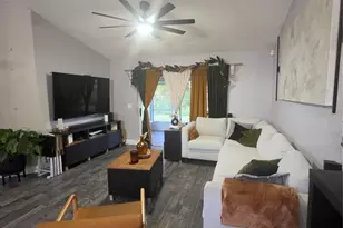13325 Laver Ln, Orlando, FL 32824 - Photo 6
