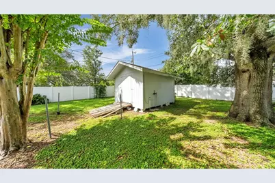6137 Waterman Lane, Lakeland, FL 33812 - Photo 32