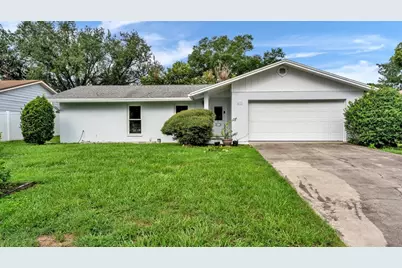 6137 Waterman Lane, Lakeland, FL 33812 - Photo 2
