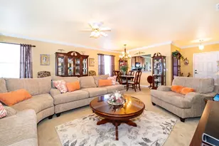 3184 Queen Alexandria Dr, Kissimmee, FL 34744 - Photo 10