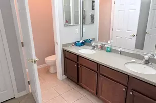 9422 Myrtle Creek Ln, Orlando, FL 32832 - Photo 14