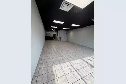 1509 Fortune Retail Court, Kissimmee, FL 34744 - Photo 2
