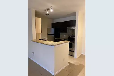 5124 Conroy Road #18, Orlando, FL 32811 - Photo 4