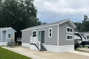 2729 Camper Ave, Kissimmee, FL 34744 - Photo 1