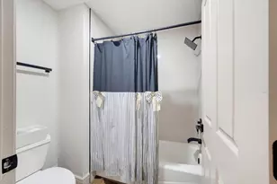 7655 Heritage Crossing Way, Kissimmee, FL 34747 - Photo 8
