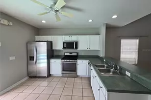 702 Sonja Cir, Davenport, FL 33897 - Photo 6