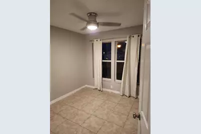 2883 Picadilly Circle, Kissimmee, FL 34747 - Photo 16