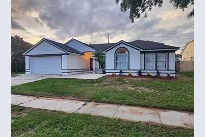 2883 Picadilly Circle, Kissimmee, FL 34747 - Photo 2
