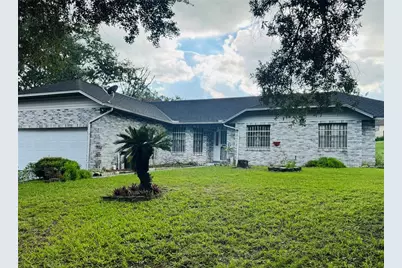 819 Chamberlain Loop, Lake Wales, FL 33853 - Photo 1