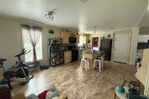 9049 Burr Dr, Polk City, FL 33868 - Photo 4