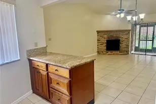 1805 Foxhall Cir, Kissimmee, FL 34741 - Photo 10