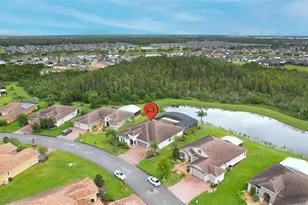 575 San Raphael St, Poinciana, FL 34759 - Photo 4