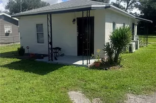 615 Ash St, Auburndale, FL 33823 - Photo 1