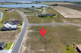 358 Adams View Ln, Auburndale, FL 33823 - Photo 1