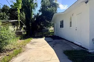 1903 24th St, Sarasota, FL 34234 - Photo 2