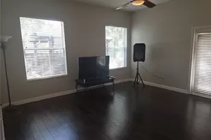 944 Classic View Dr, Auburndale, FL 33823 - Photo 10