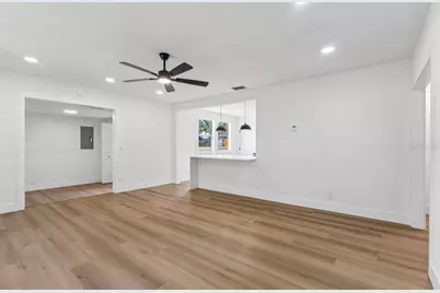 1910 Curry Ford Road, Orlando, FL 32806 - Photo 4