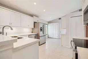12892 Downstream Cir, Orlando, FL 32828 - Photo 14