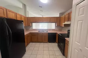 712 Swallow Ln, Poinciana, FL 34759 - Photo 16