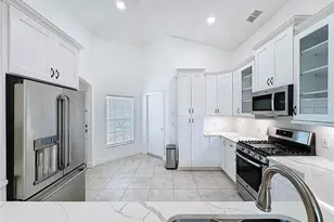236 Queen Mary Dr, Davenport, FL 33837 - Photo 12
