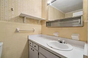 2222 E Harding St, Orlando, FL 32806 - Photo 34